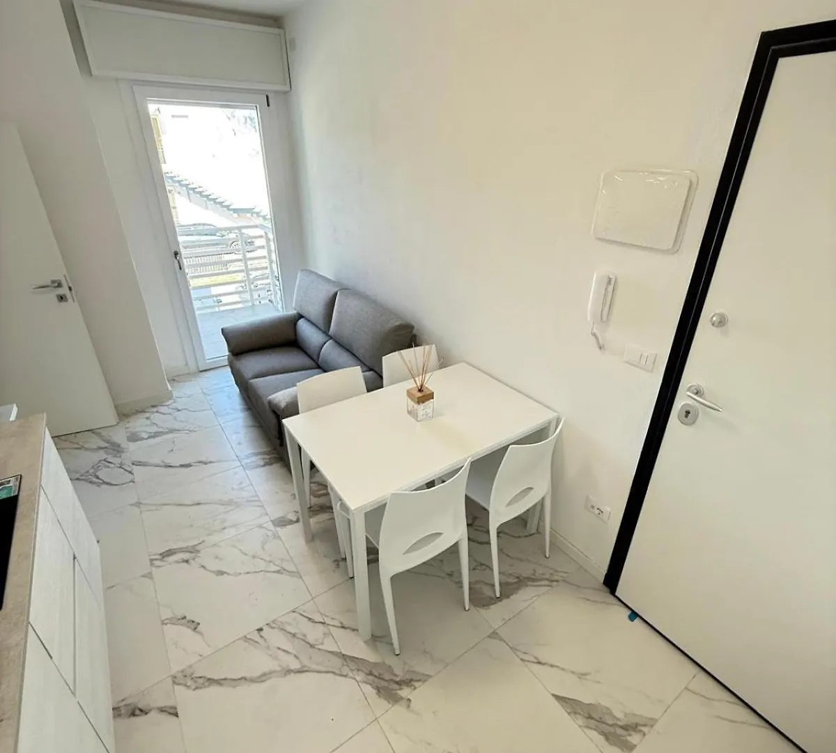 White Apartments - Solo Per Famiglie- Walterigato Apartments Lido di Jesolo 0*,