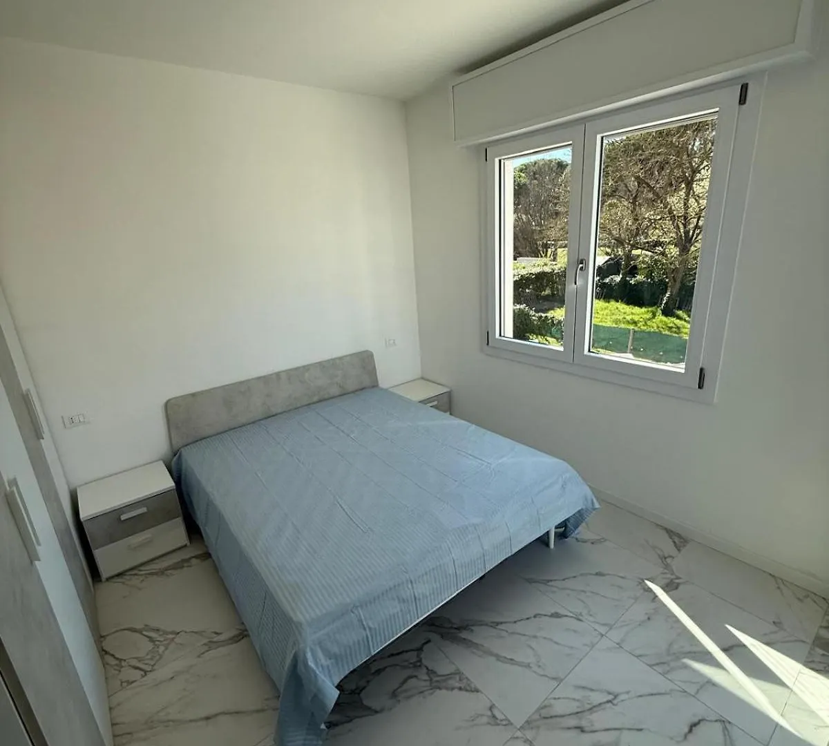 White Apartments - Solo Per Famiglie- Walterigato Apartments Lido di Jesolo 0*,  Italia